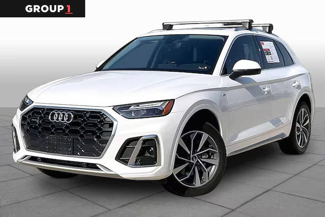 2023 Audi Q5 S line Premium Plus AWD photo