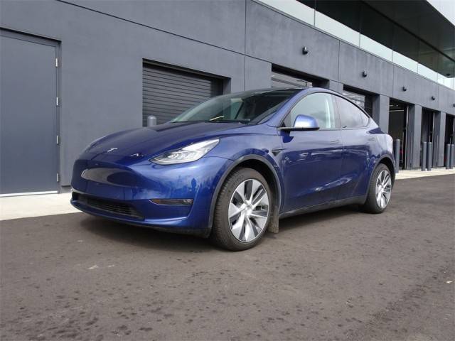 2021 Tesla Model Y Long Range AWD photo