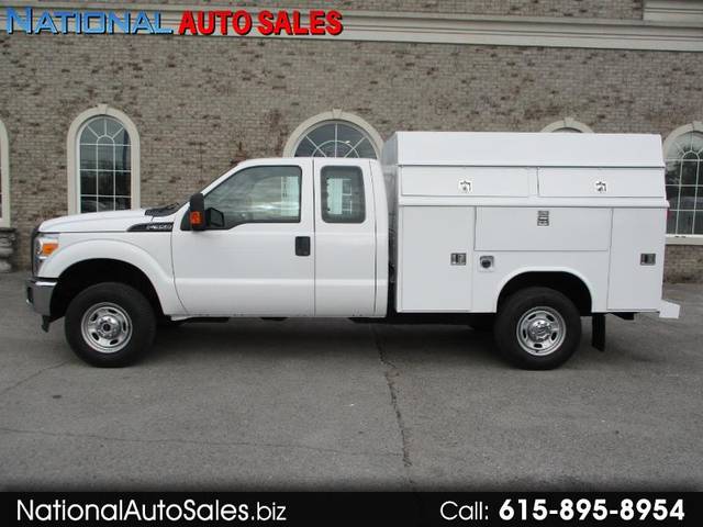 2016 Ford F-350 Super Duty XL 4WD photo