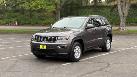 2020 Jeep Grand Cherokee Laredo E RWD photo