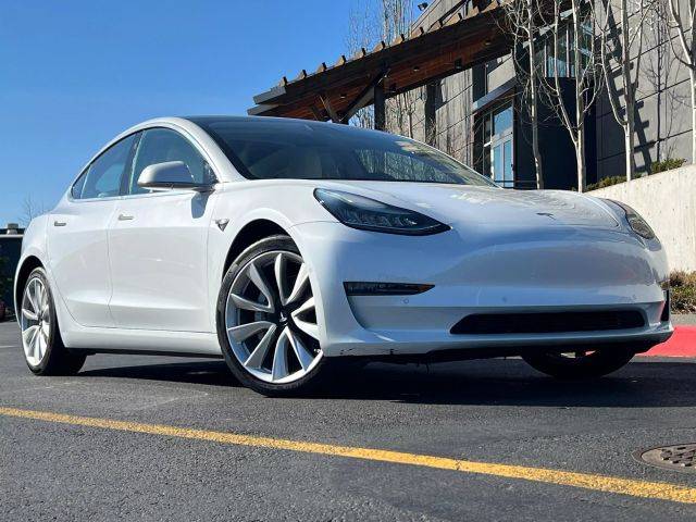 2018 Tesla Model 3 Long Range Battery AWD photo