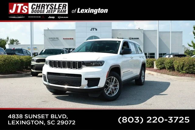 2023 Jeep Grand Cherokee L Laredo 4WD photo