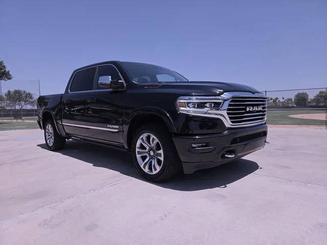 2023 Ram 1500 Limited 4WD photo
