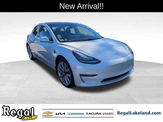 2019 Tesla Model 3 Standard Range RWD photo
