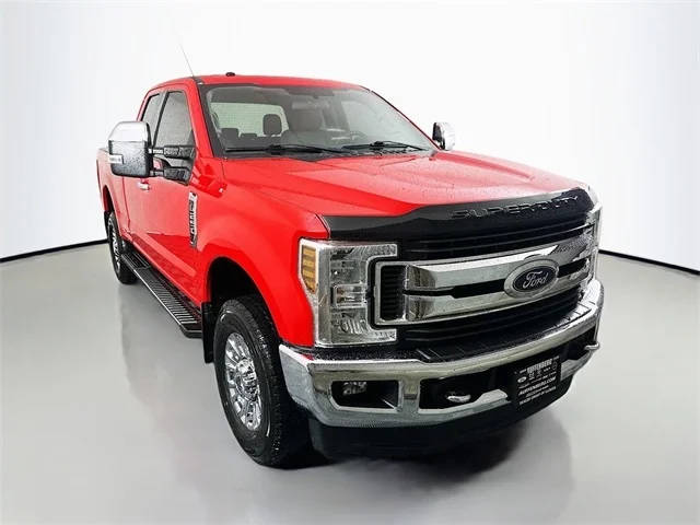 2018 Ford F-250 Super Duty XLT 4WD photo