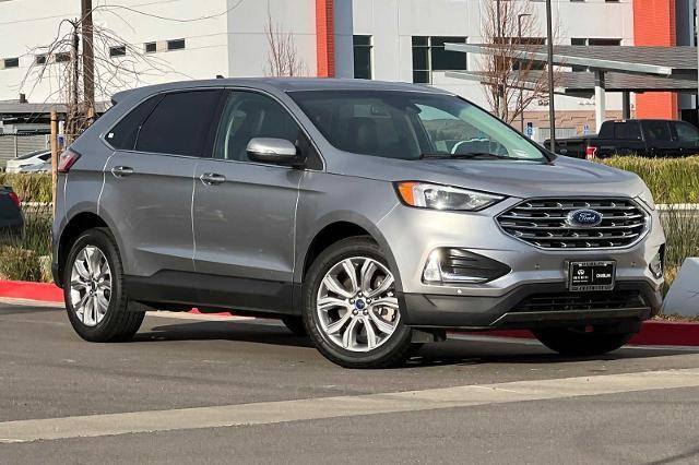 2022 Ford Edge Titanium AWD photo