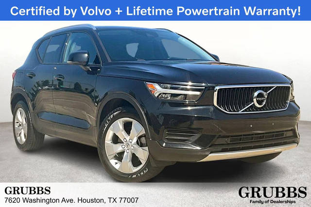 2022 Volvo XC40 Momentum AWD photo