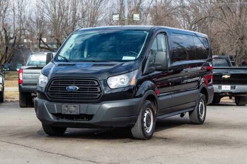 2019 Ford Transit Van  RWD photo