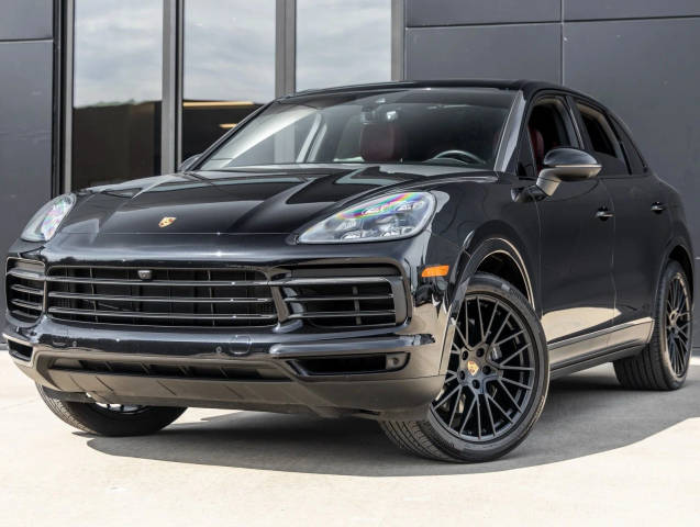 2022 Porsche Cayenne E-Hybrid AWD photo