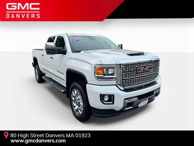 2019 GMC Sierra 2500HD Denali 4WD photo