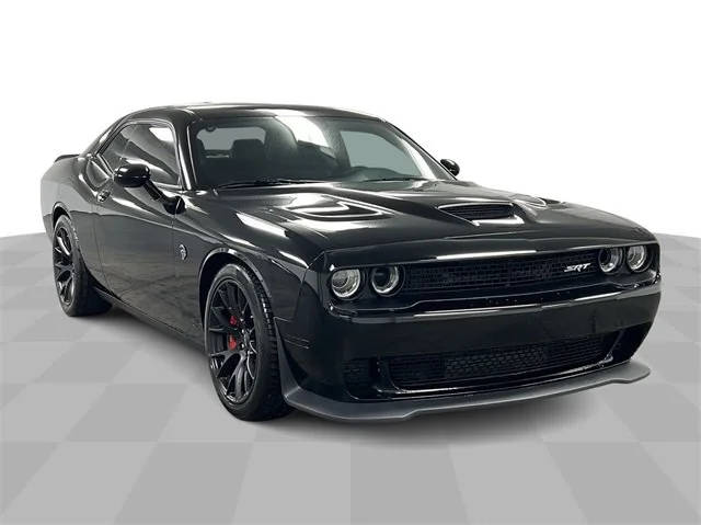 2015 Dodge Challenger SRT Hellcat RWD photo