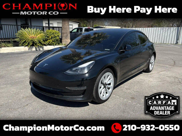 2022 Tesla Model 3  RWD photo