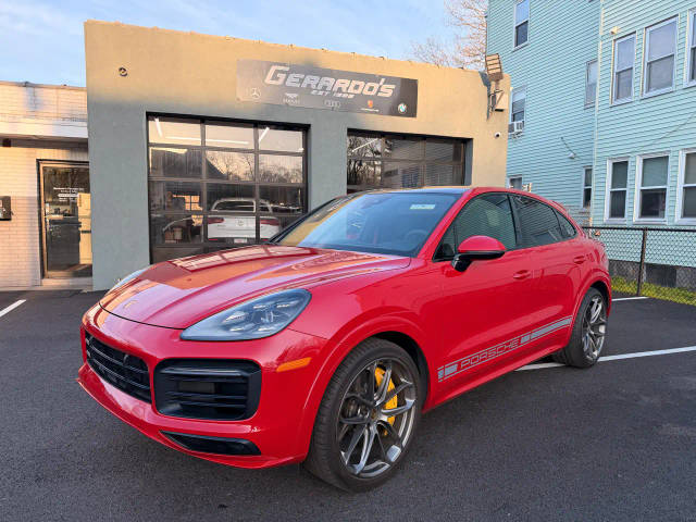2021 Porsche Cayenne Coupe GTS AWD photo