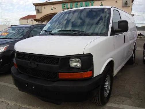 2016 Chevrolet Express Cargo  RWD photo