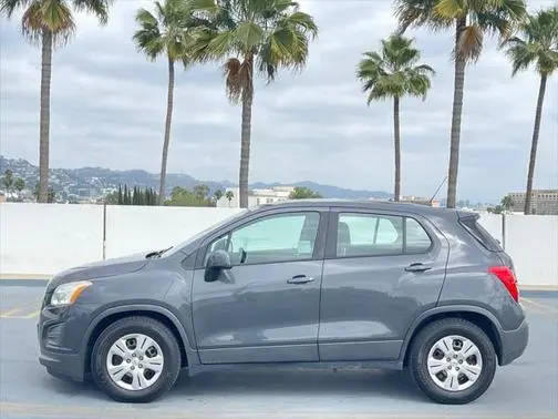 2016 Chevrolet Trax LS FWD photo