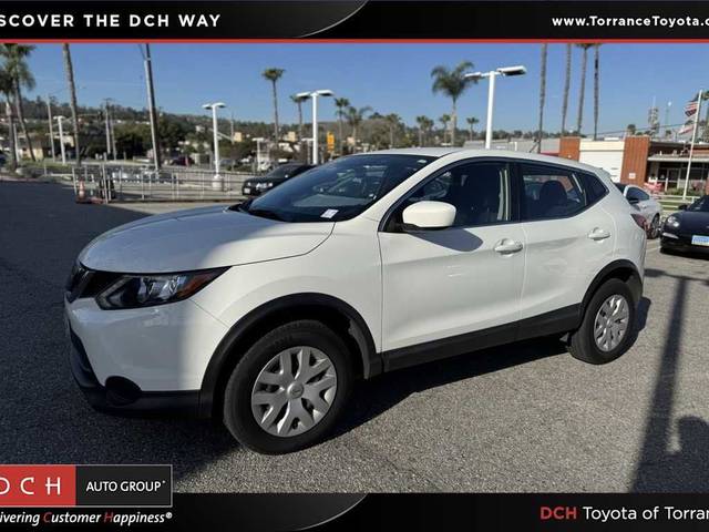 2018 Nissan Rogue Sport S FWD photo