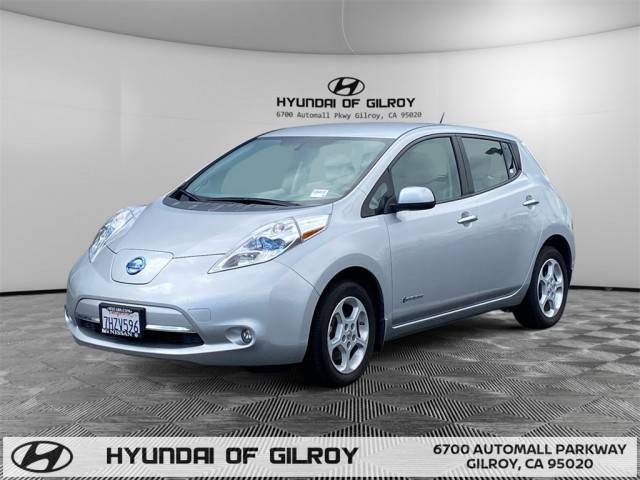 2015 Nissan Leaf SV FWD photo