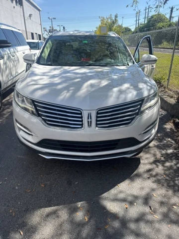 2016 Lincoln MKC Reserve FWD photo