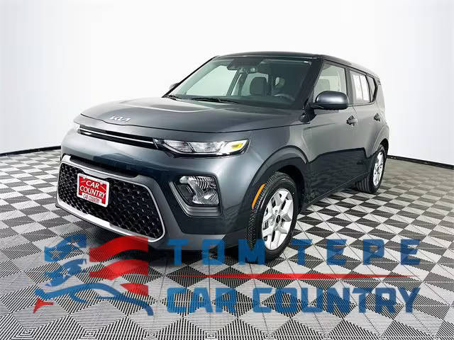 2022 Kia Soul LX FWD photo