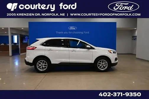 2023 Ford Edge SEL AWD photo