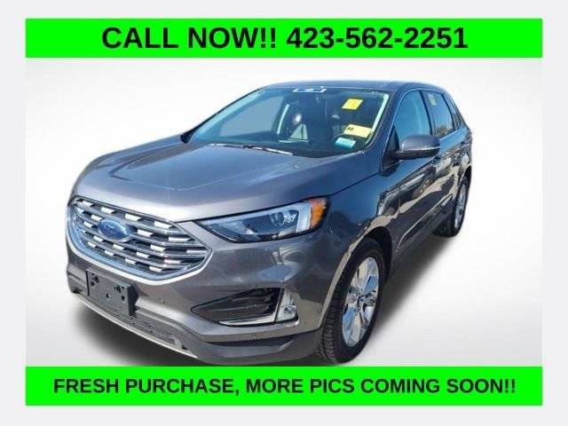 2022 Ford Edge Titanium AWD photo
