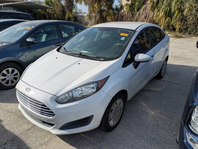 2015 Ford Fiesta S FWD photo