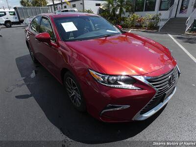 2016 Lexus ES  FWD photo