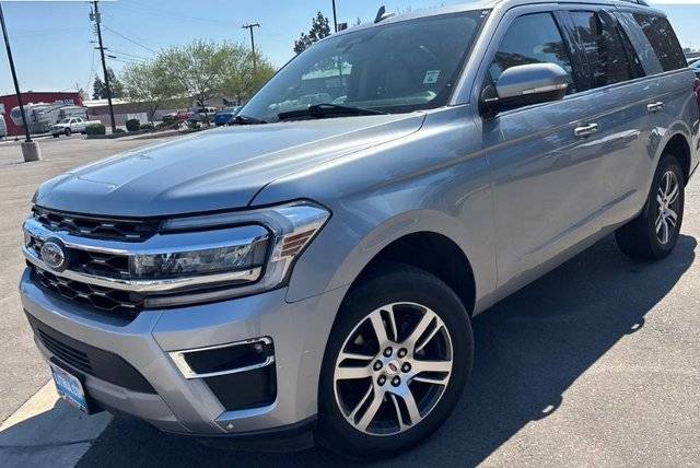 2022 Ford Expedition Limited RWD photo