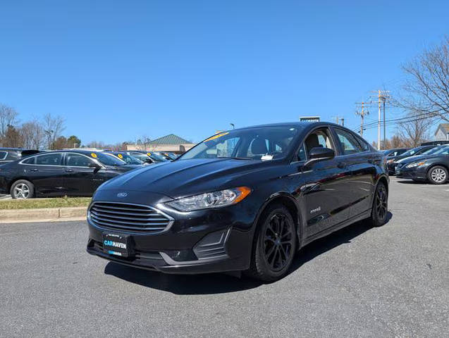 2019 Ford Fusion SE FWD photo