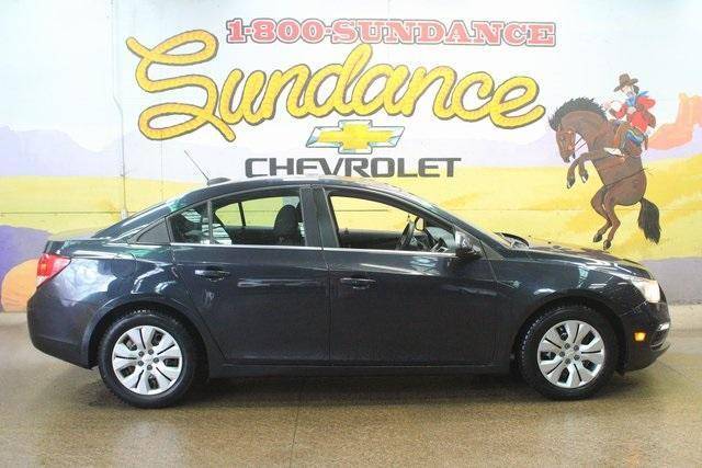 2016 Chevrolet Cruze LT FWD photo
