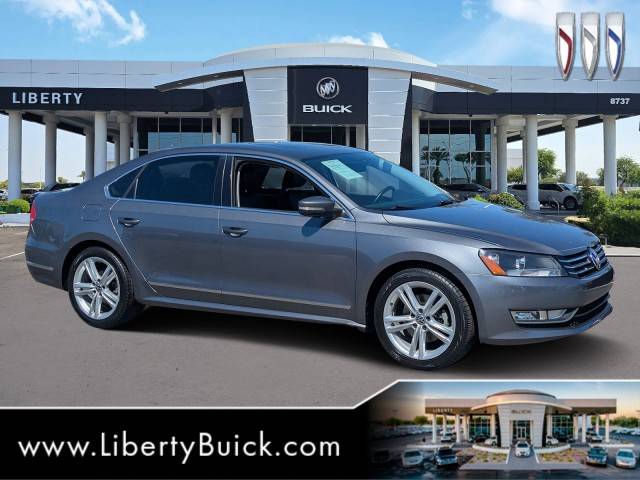 2015 Volkswagen Passat 1.8T SE w/Sunroof & Nav FWD photo