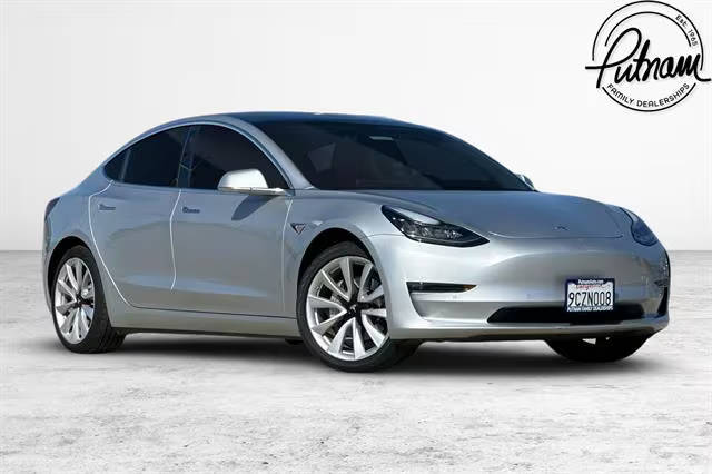 2018 Tesla Model 3 Mid Range Battery RWD photo