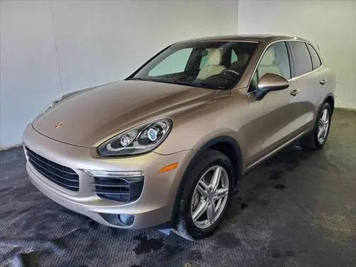 2016 Porsche Cayenne S AWD photo
