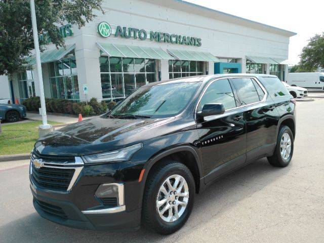 2022 Chevrolet Traverse LS FWD photo