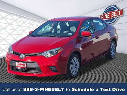 2015 Toyota Corolla LE FWD photo