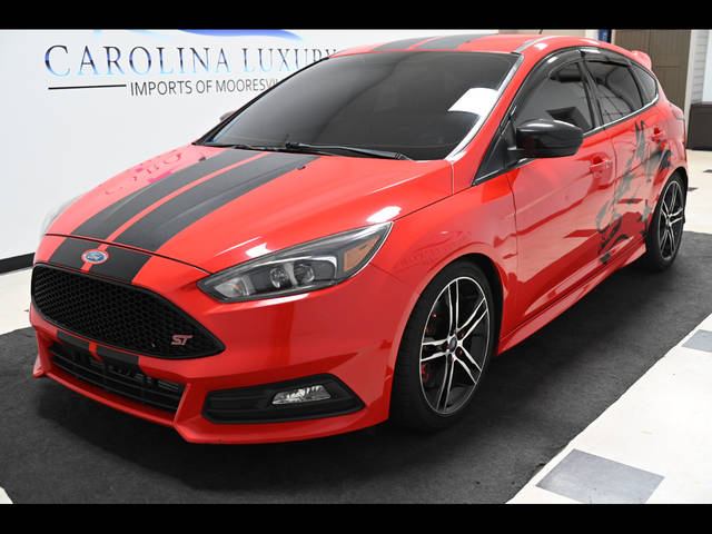 2015 Ford Focus ST FWD photo