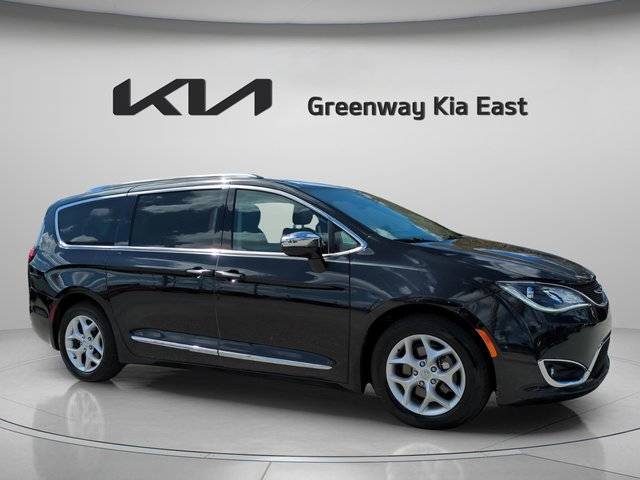 2020 Chrysler Pacifica Minivan Limited FWD photo