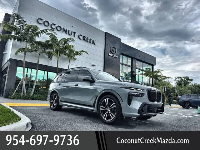 2023 BMW X7 xDrive40i AWD photo