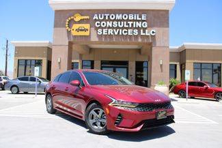 2023 Kia K5 LXS FWD photo