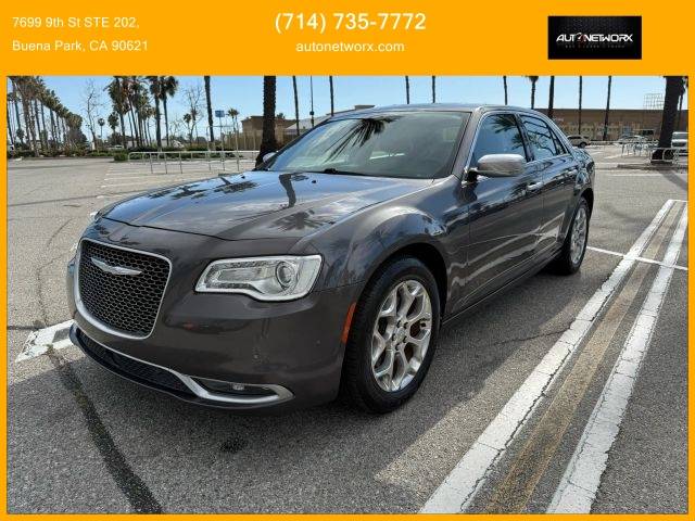 2016 Chrysler 300 300C Platinum AWD photo