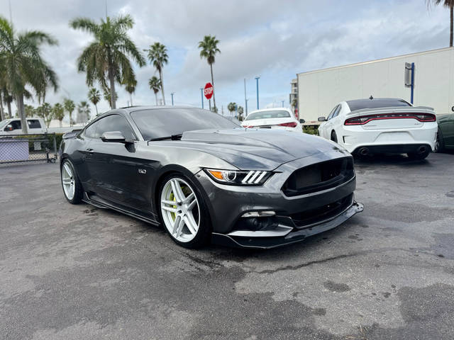 2015 Ford Mustang GT RWD photo