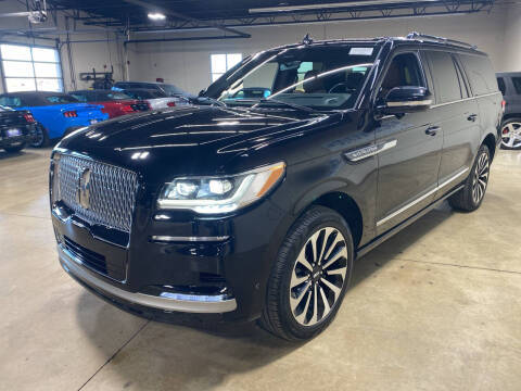 2023 Lincoln Navigator L Reserve 4WD photo