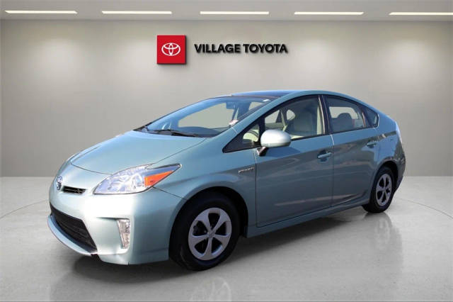 2015 Toyota Prius Four FWD photo