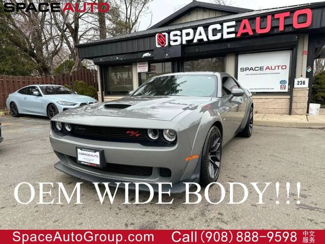 2019 Dodge Challenger R/T Scat Pack Widebody RWD photo