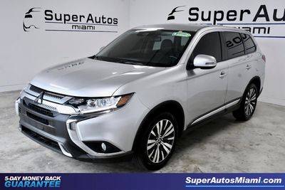 2020 Mitsubishi Outlander SE FWD photo