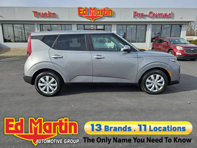 2022 Kia Soul LX FWD photo