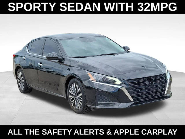 2023 Nissan Altima 2.5 SV FWD photo