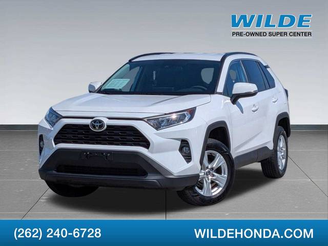 2020 Toyota RAV4 XLE AWD photo