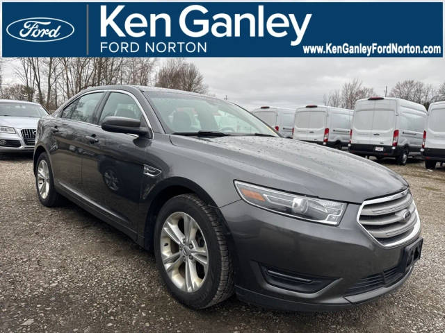 2017 Ford Taurus SEL FWD photo