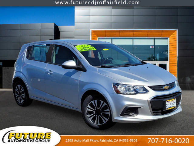 2019 Chevrolet Sonic LT FWD photo